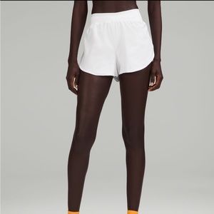 Find your pace High rise lined short 3”